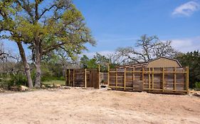 Romantic Tiny Luxury Retreat W Sauna, Heated Pool N Outdoor Shower In Wimberley 10 Acres