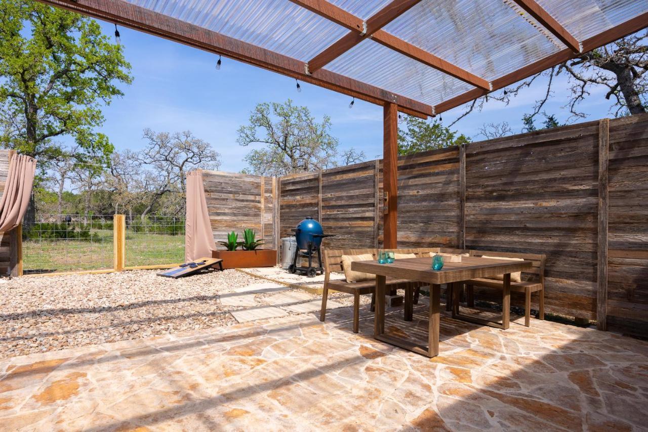 Romantic Tiny Luxury Retreat W Sauna, Heated Pool N Outdoor Shower In Wimberley 10 Acres Exterior photo
